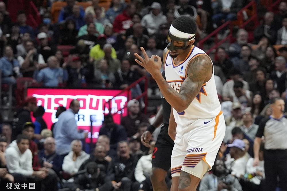 中的年輕前 中的年輕前