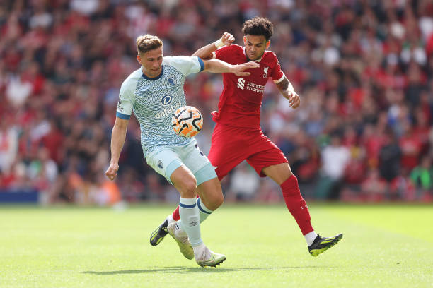 和其他国家 和其他国家